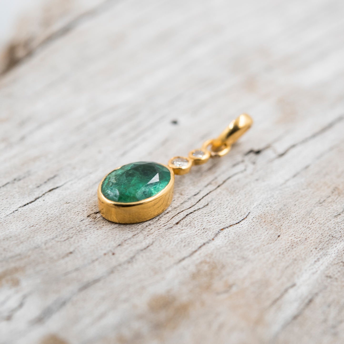 14 Karat Gold | Emerald Pendant Collection