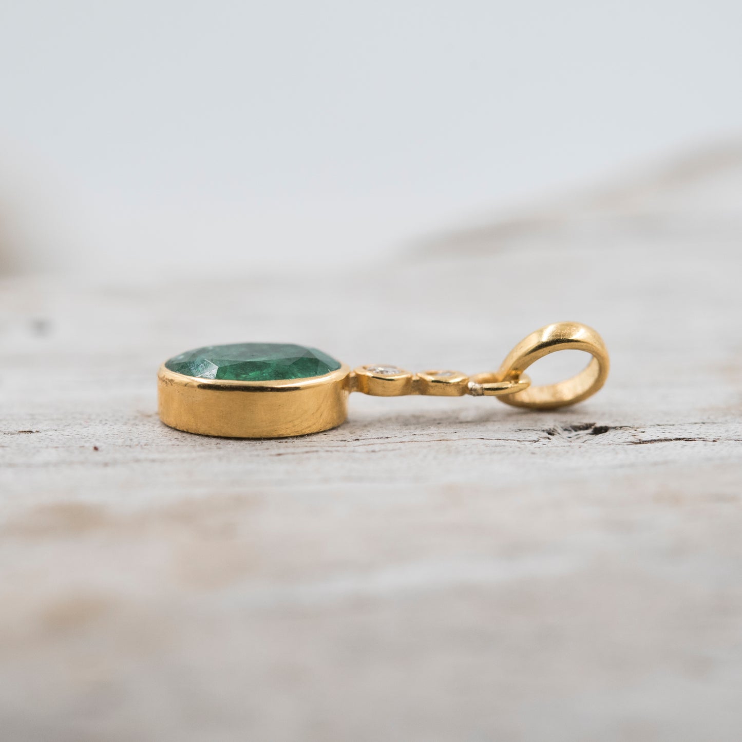 14 Karat Gold | Emerald Pendant Collection