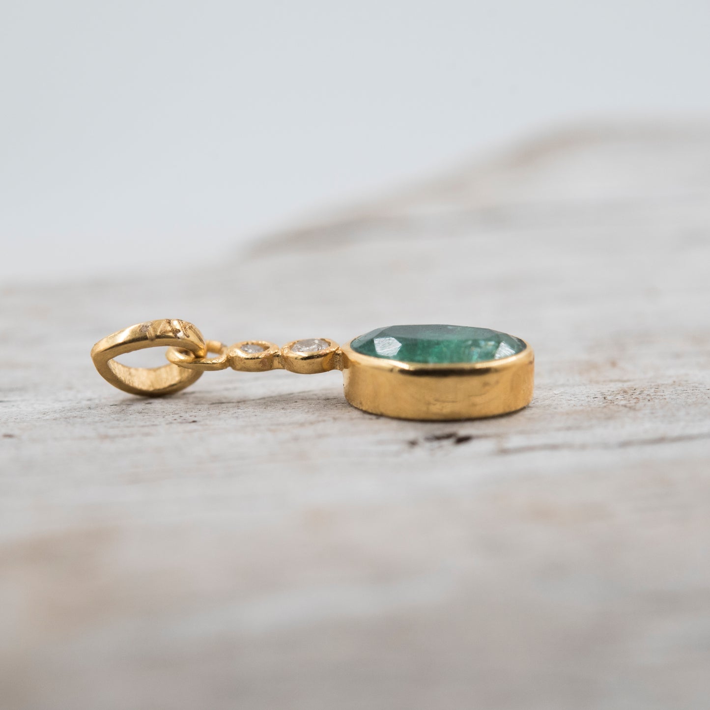 14 Karat Gold | Emerald Pendant Collection