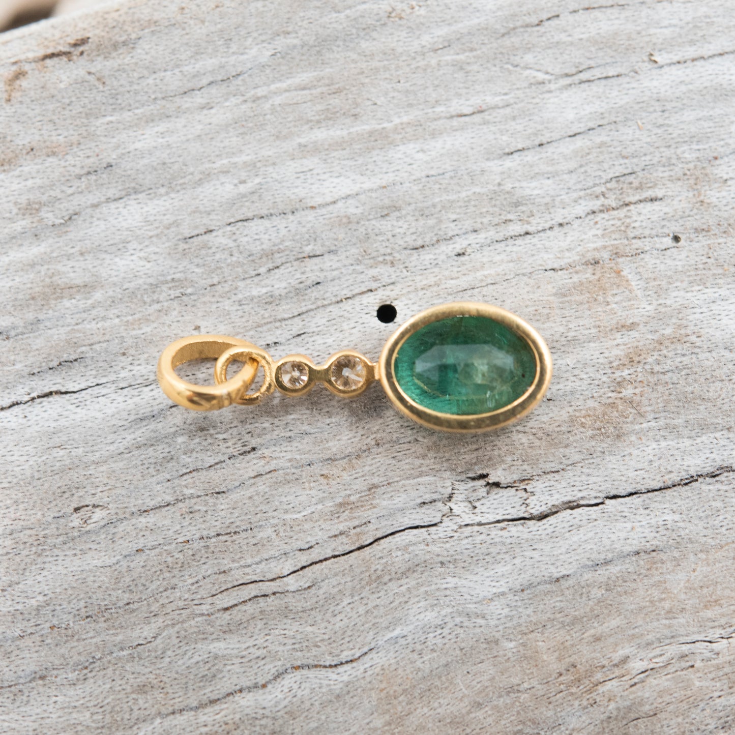 14 Karat Gold | Emerald Pendant Collection
