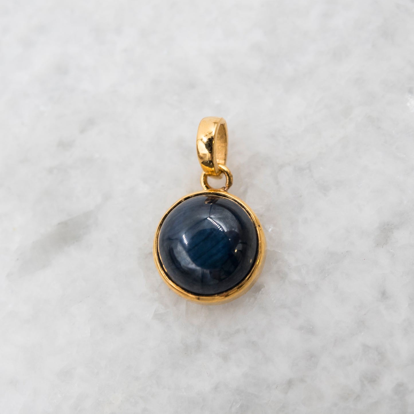 14 Karat Gold | Star Sapphire Pendant Collection