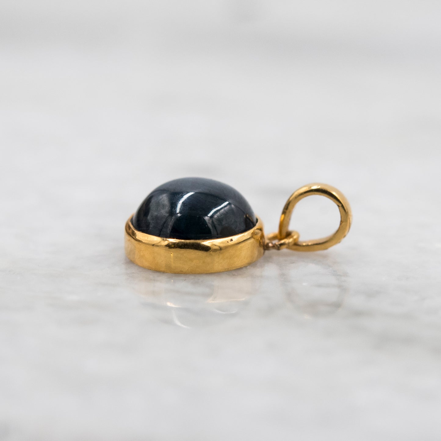 14 Karat Gold | Star Sapphire Pendant Collection