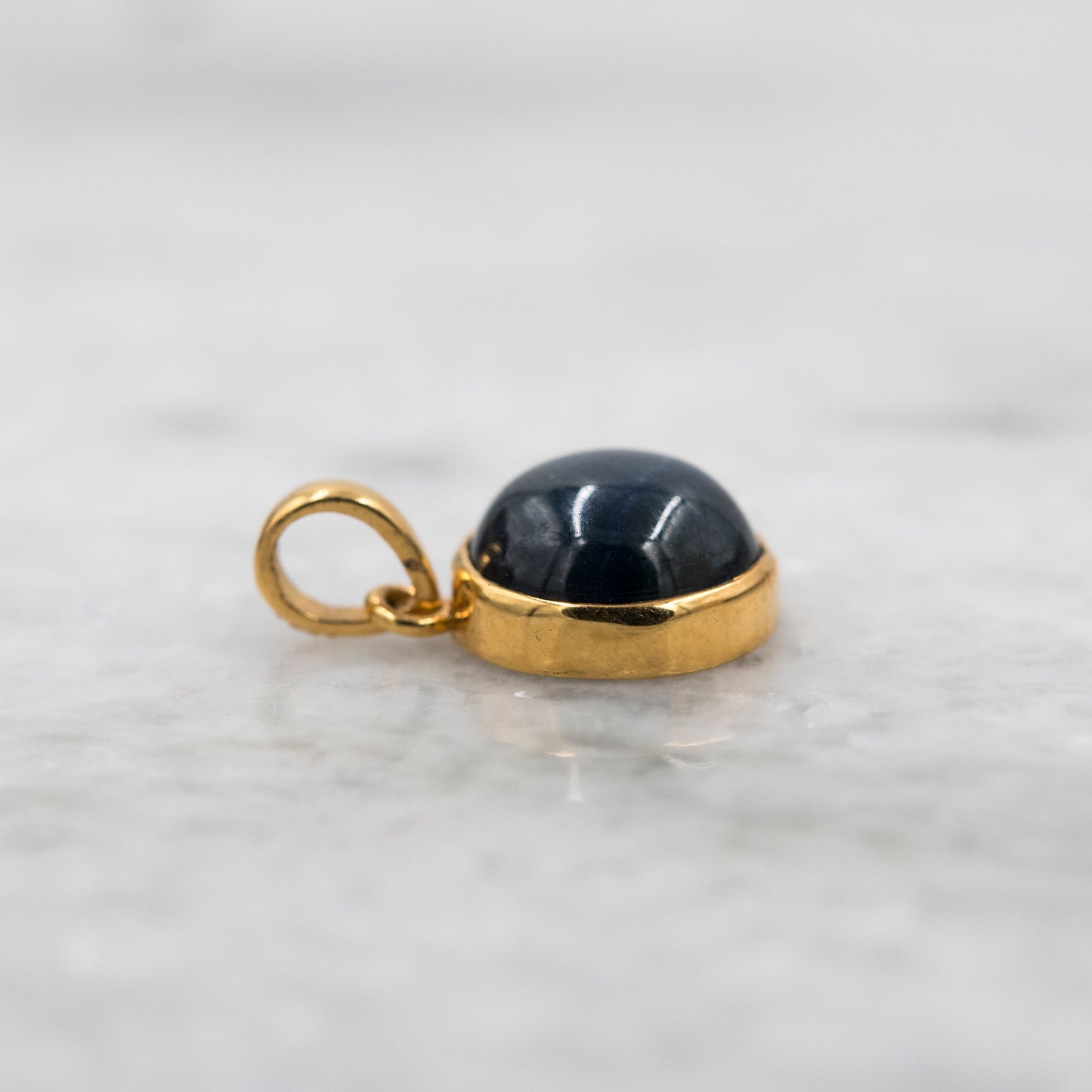 14 Karat Gold | Star Sapphire Pendant Collection