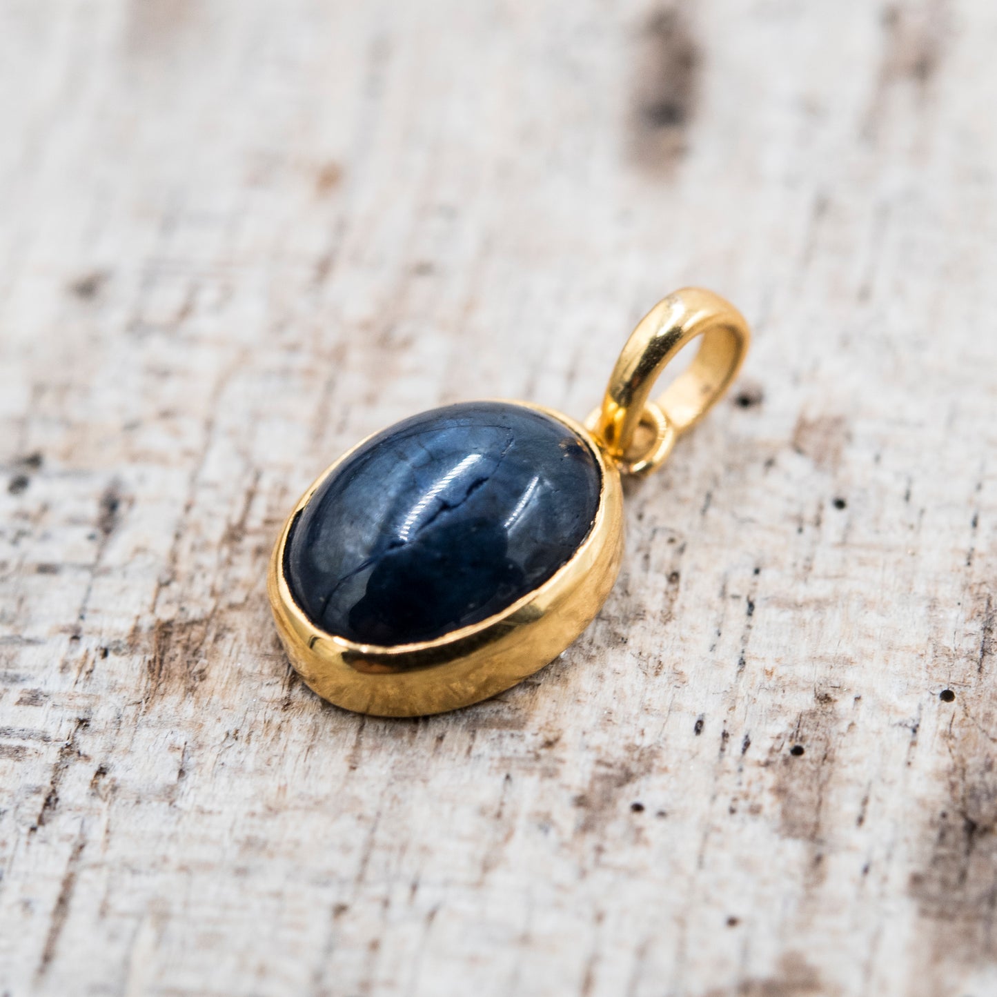 14 Karat Gold | Star Sapphire Pendant Collection