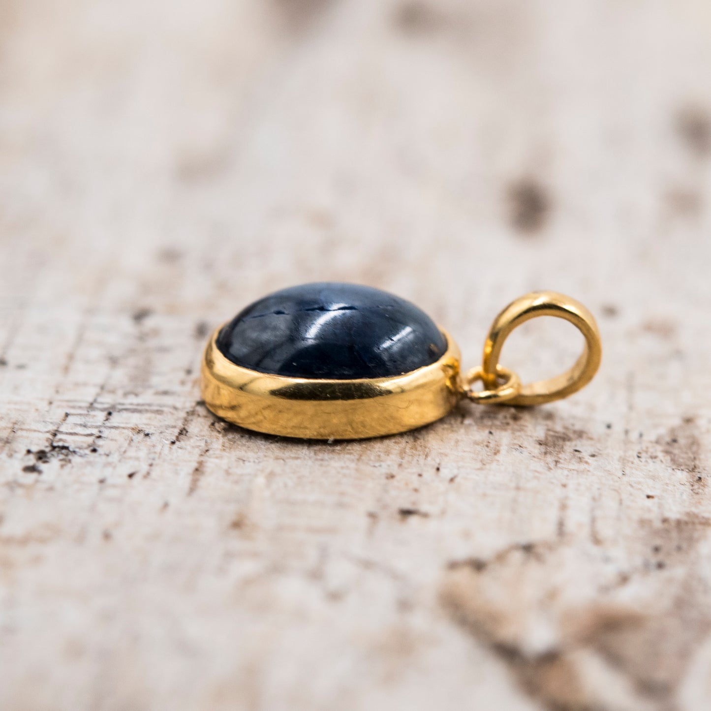 14 Karat Gold | Star Sapphire Pendant Collection