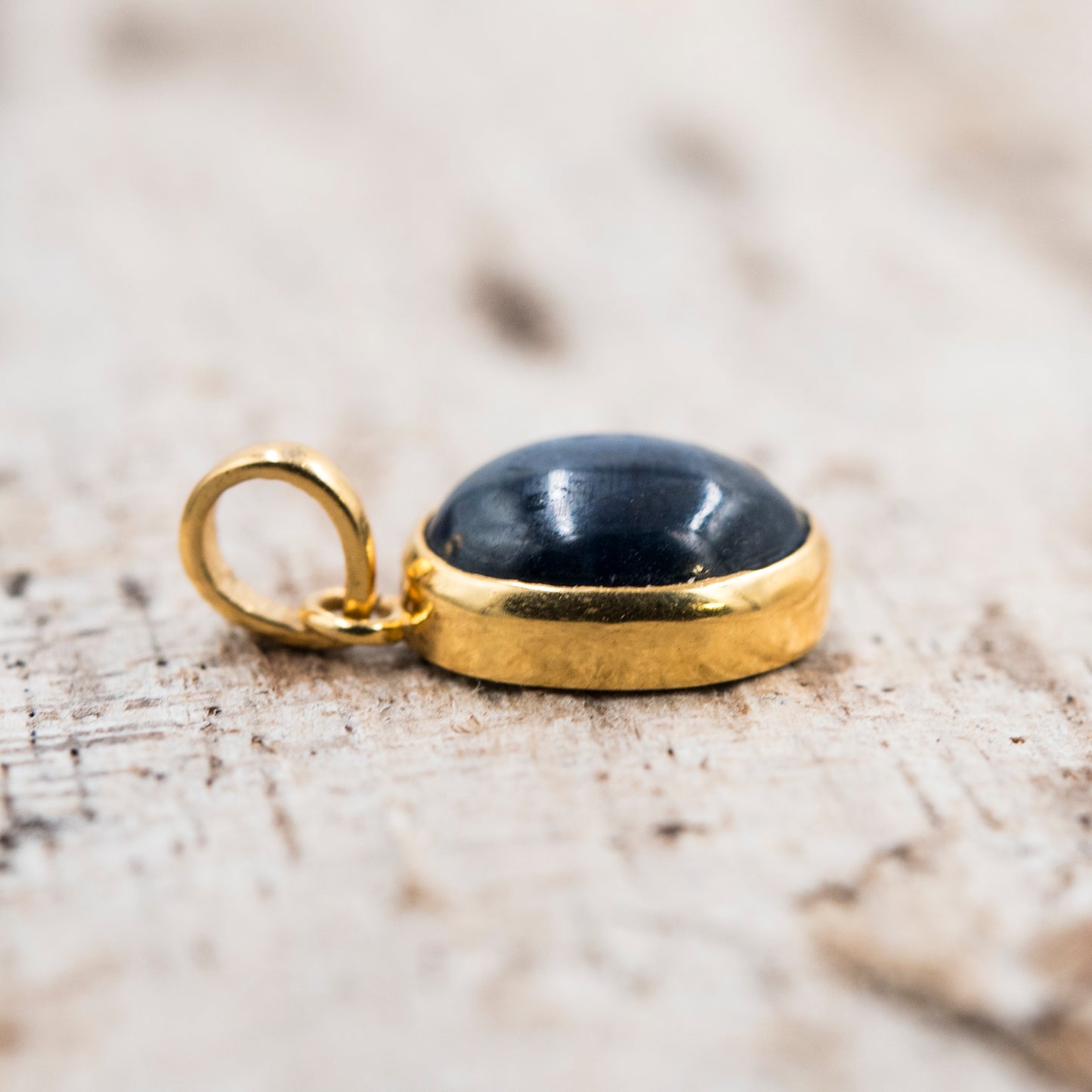 14 Karat Gold | Star Sapphire Pendant Collection