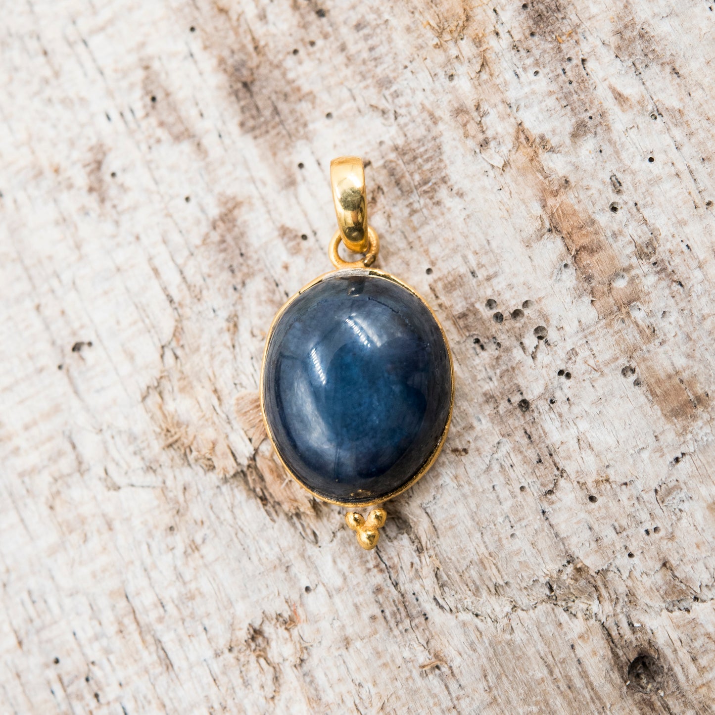 14 Karat Gold | Star Sapphire Pendant Collection