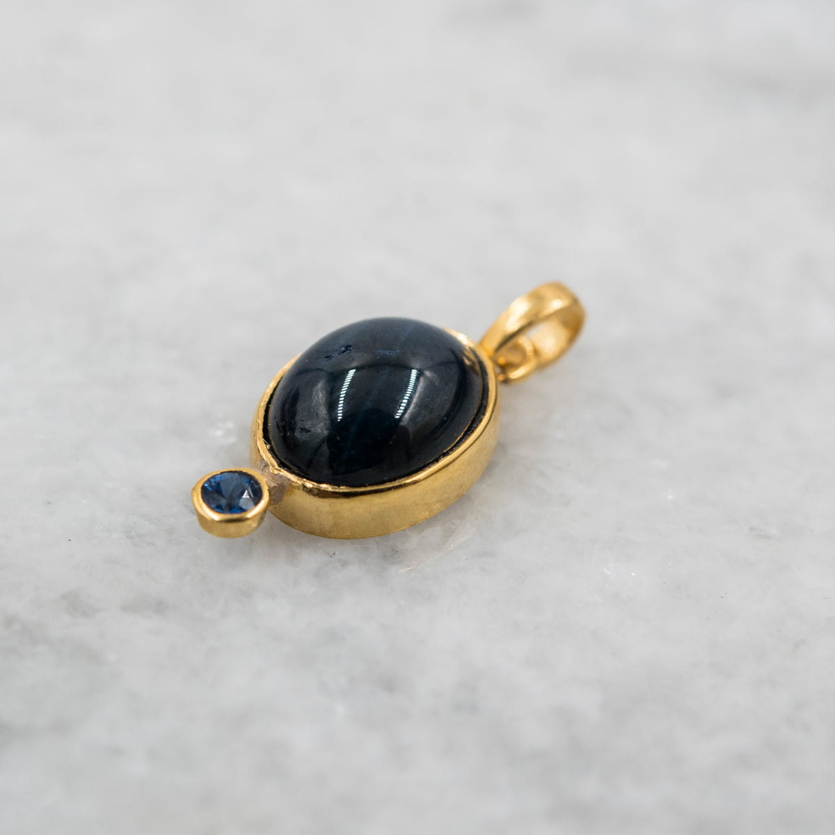14 Karat Gold | Star Sapphire & Diamond Pendant Collection