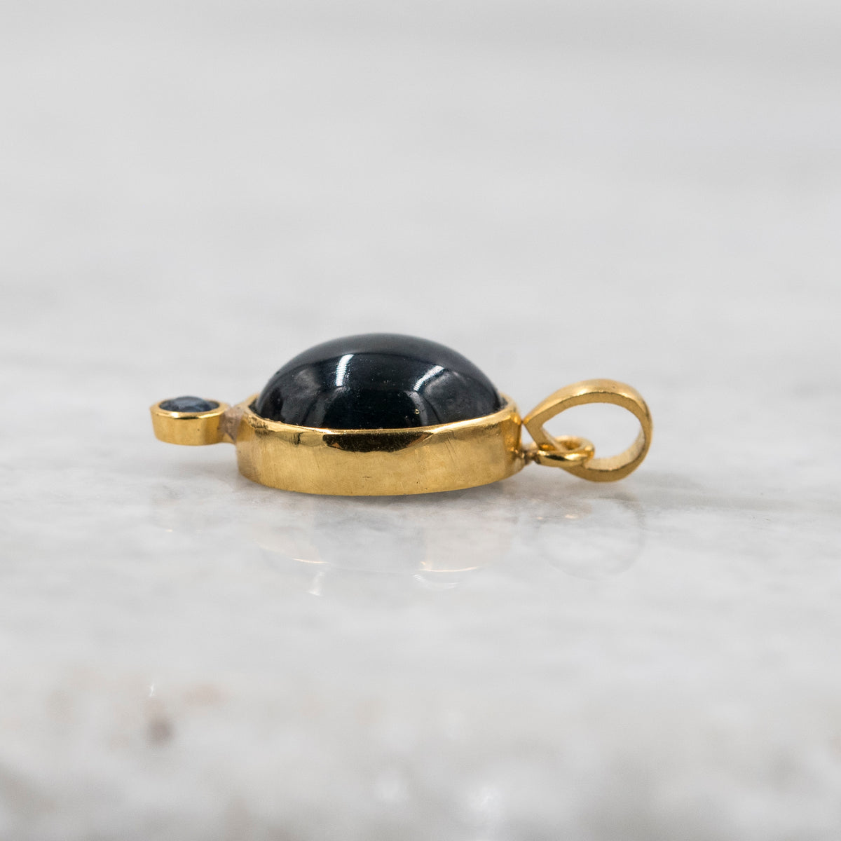 14 Karat Gold | Star Sapphire & Diamond Pendant Collection