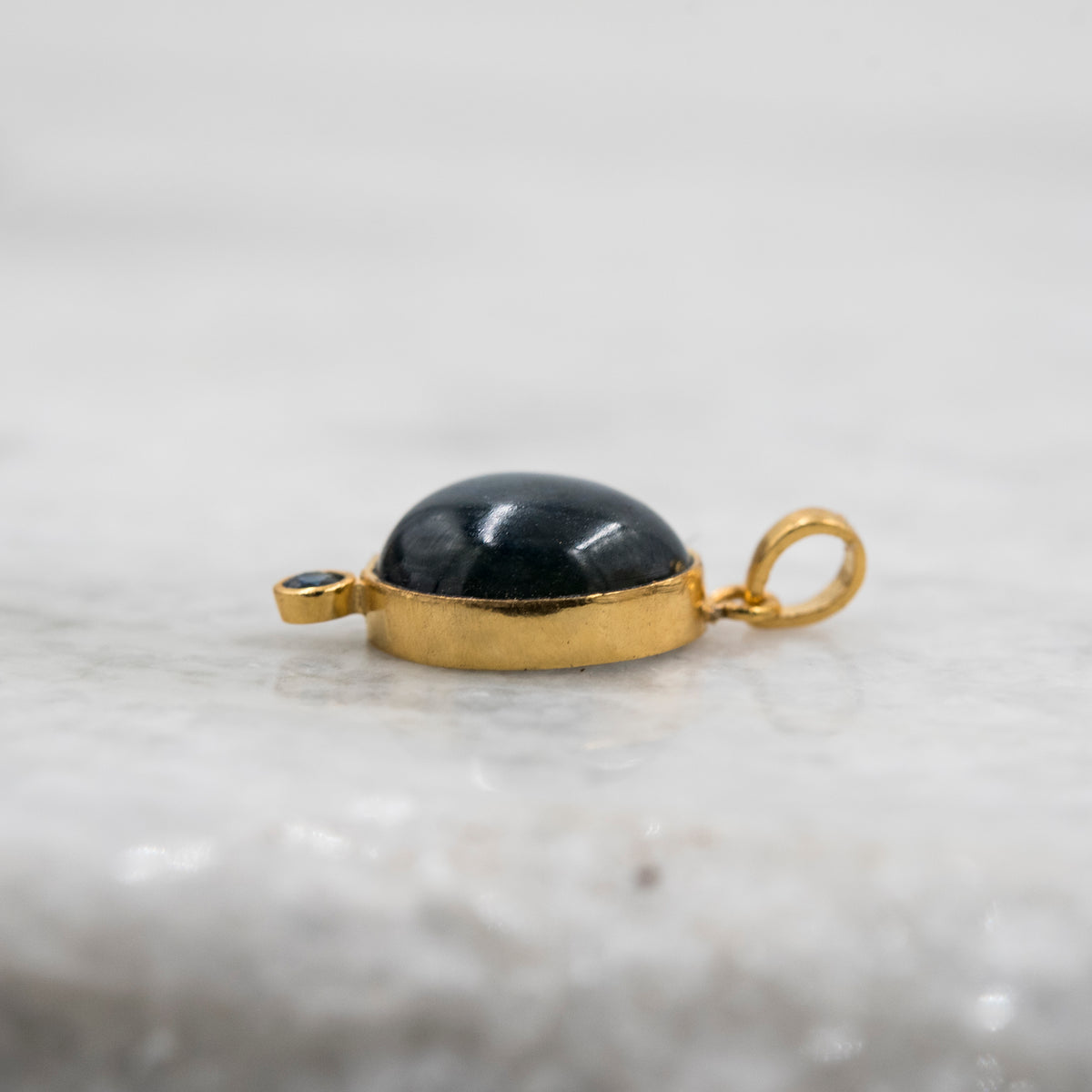 14 Karat Gold | Star Sapphire & Diamond Pendant Collection