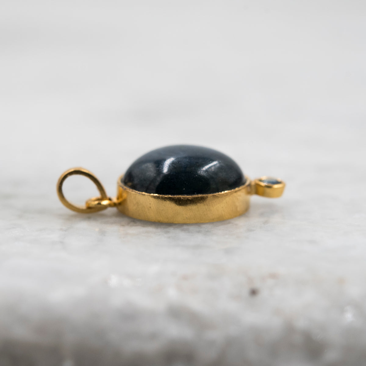 14 Karat Gold | Star Sapphire & Diamond Pendant Collection