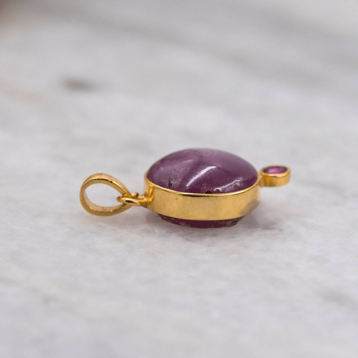 14 Karat Gold | Star Ruby & faceted Ruby Pendant Collection