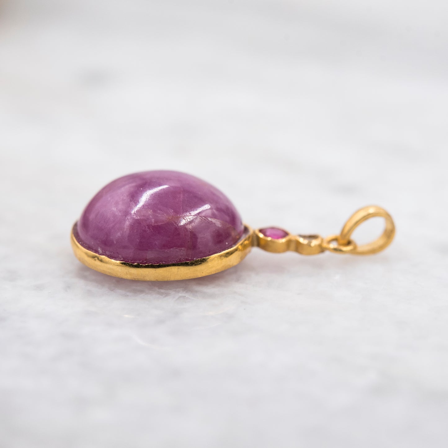 14 Karat Gold | Star Ruby & faceted Ruby Pendant Collection