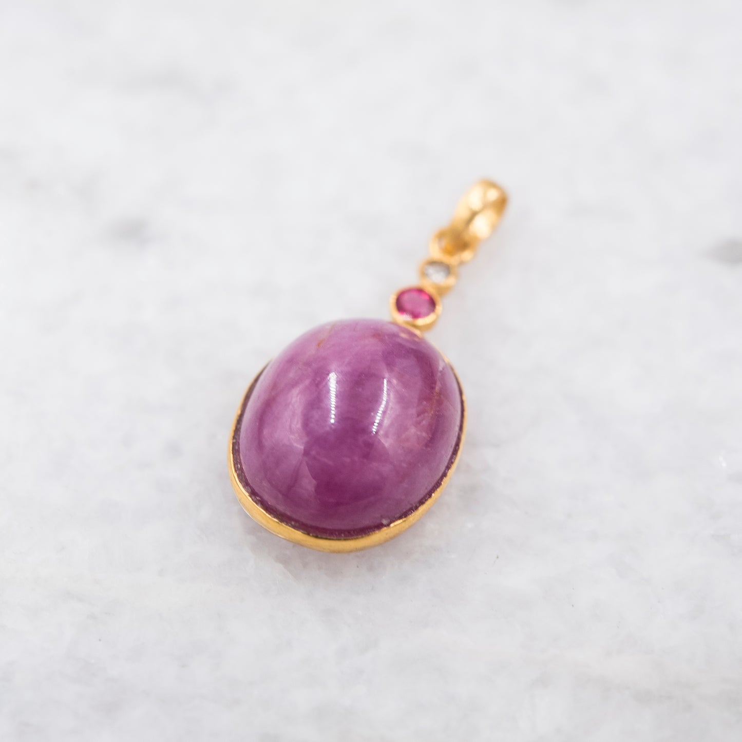 14 Karat Gold | Star Ruby & faceted Ruby Pendant Collection