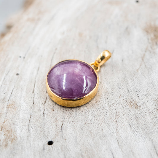 14 Karat Gold | Star Ruby Pendant