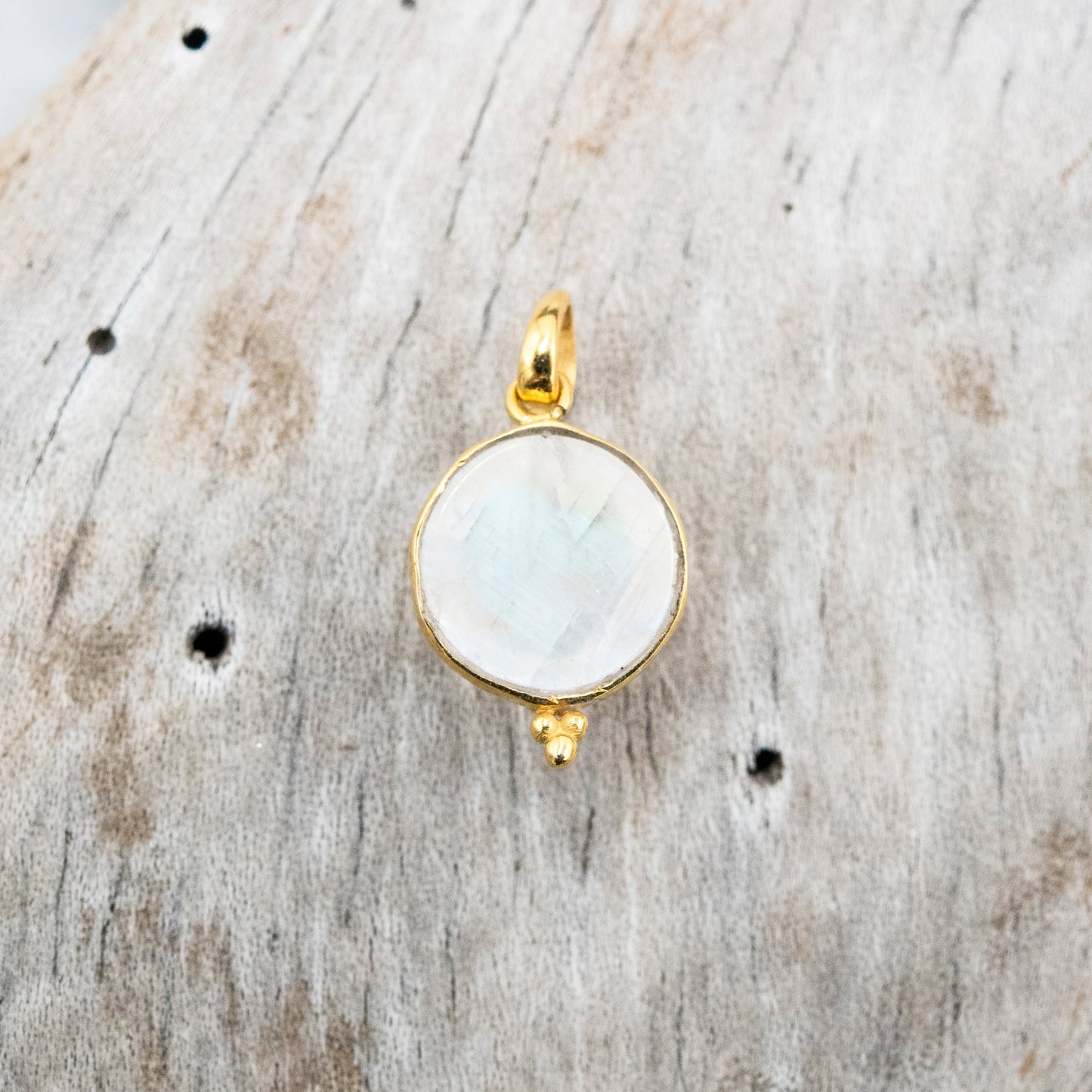 14 Karat Gold | Rainbow Moonstone Pendant