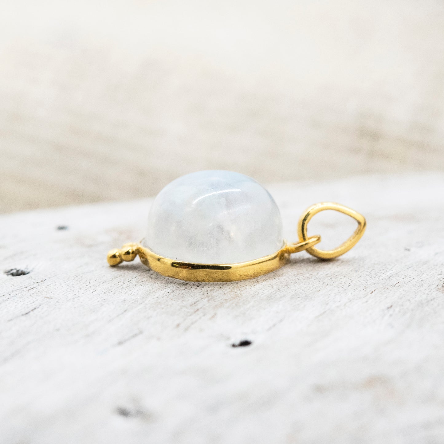 14 Karat Gold | Rainbow Moonstone Pendant