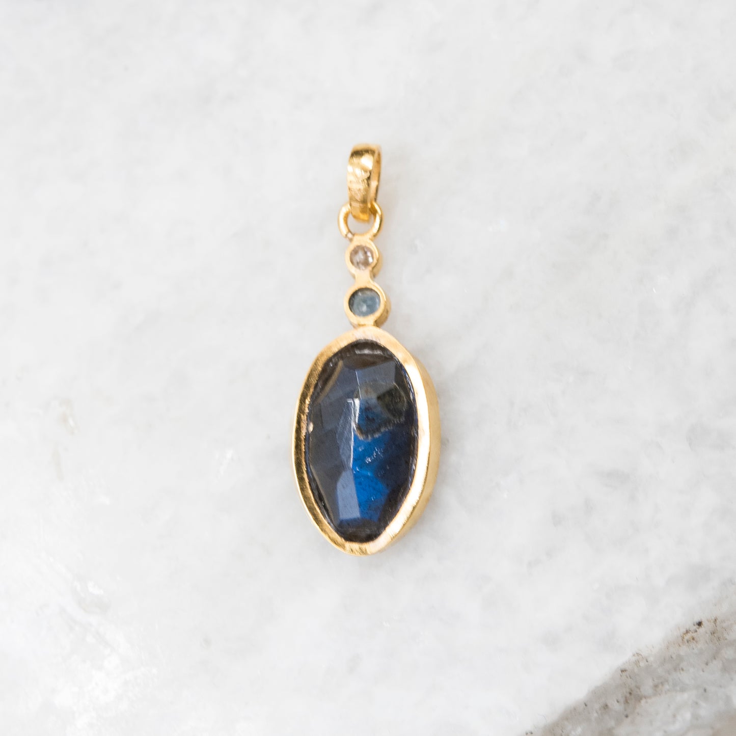 14 Karat Gold | Labradorite & Sapphire Pendant