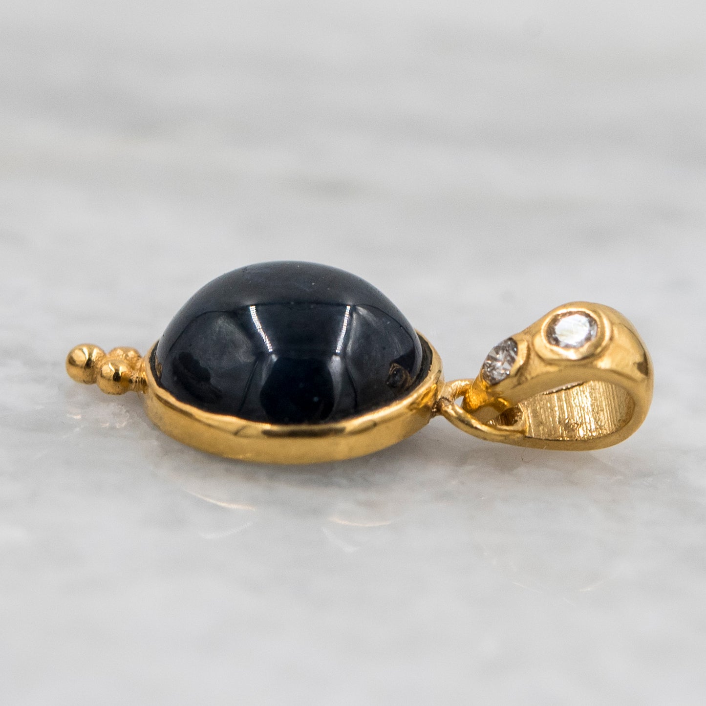 14 Karat Gold | Star Sapphire & Diamond Pendant Collection