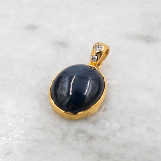 14 Karat Gold | Star Sapphire & Diamond Pendant