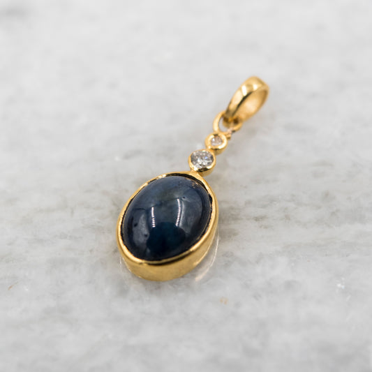 14 Karat Gold | Star Sapphire & Diamond Pendant