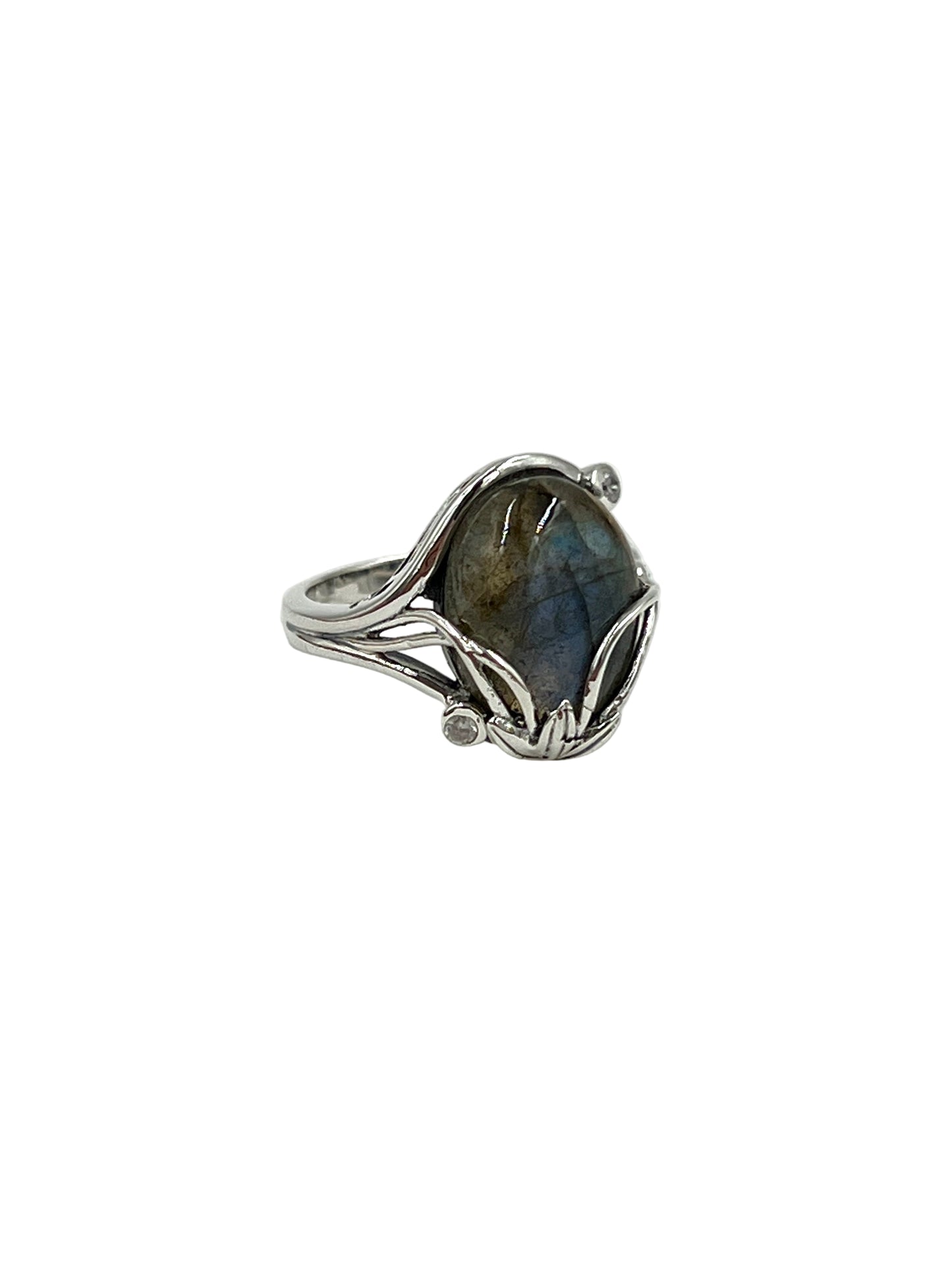 Oval Labradorite Leaf Ring