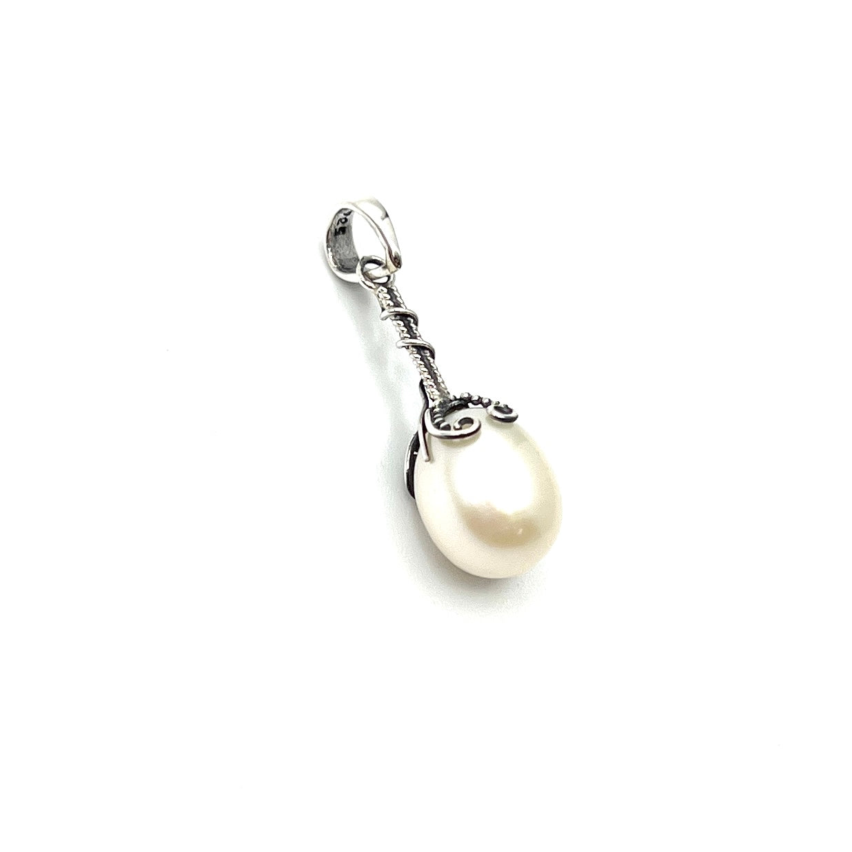 Sterling Silver Dangle Pearl Pendant