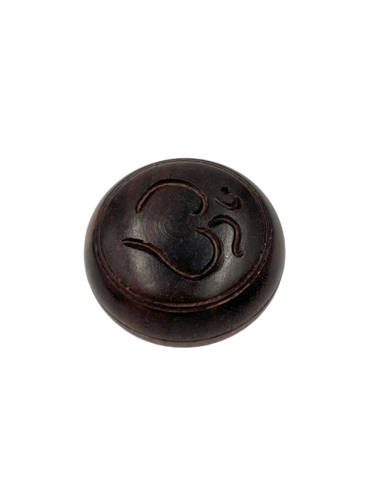 Wood Carved Screw top box med