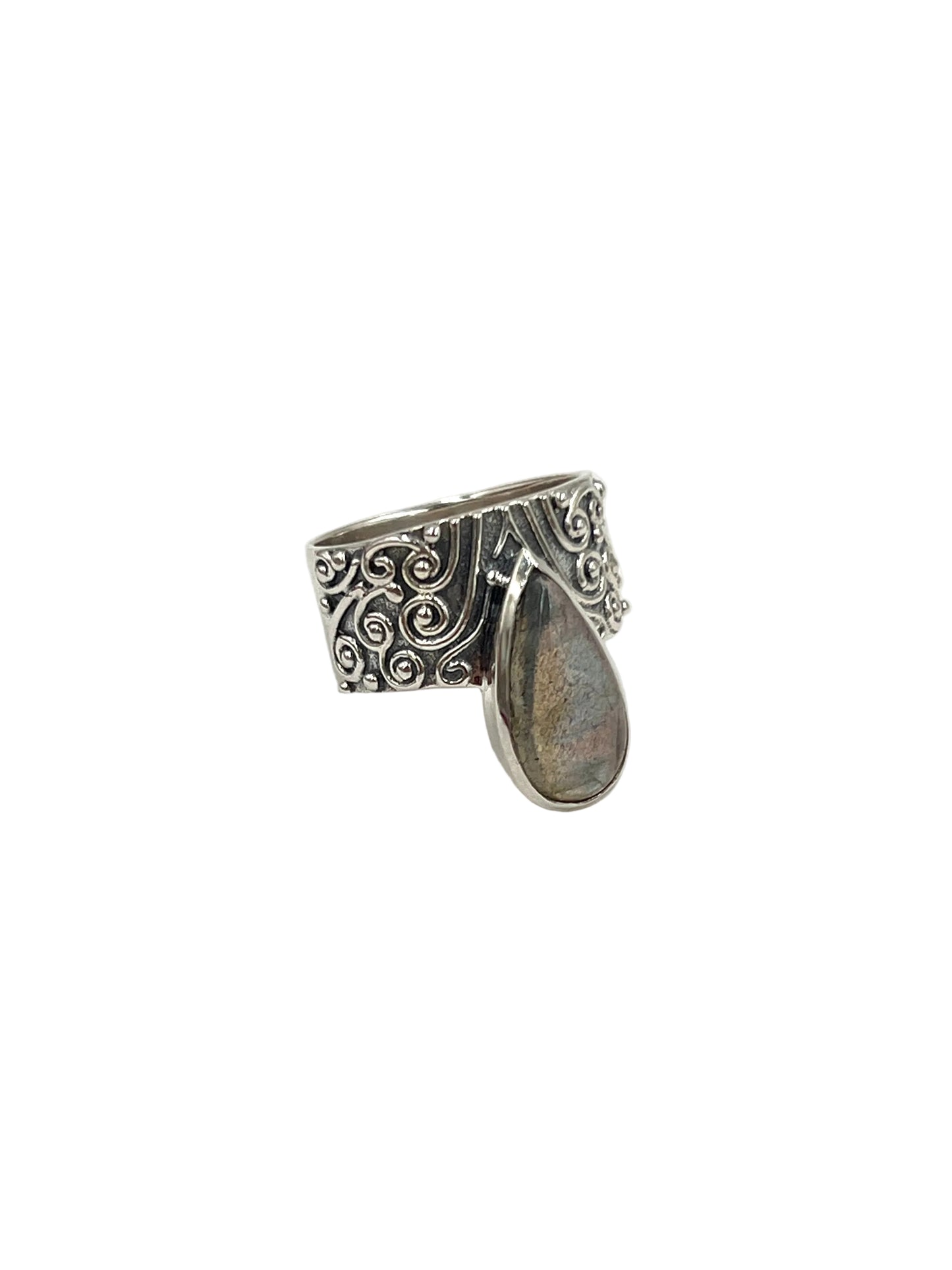 Teardrop Labradorite Ring