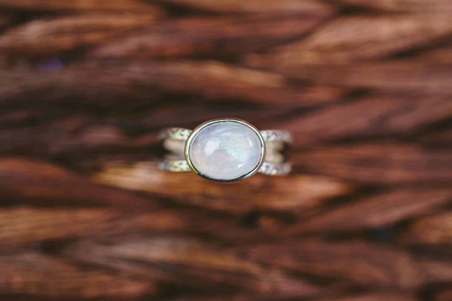 Sterling Silver Oval Moonstone Etched Ring