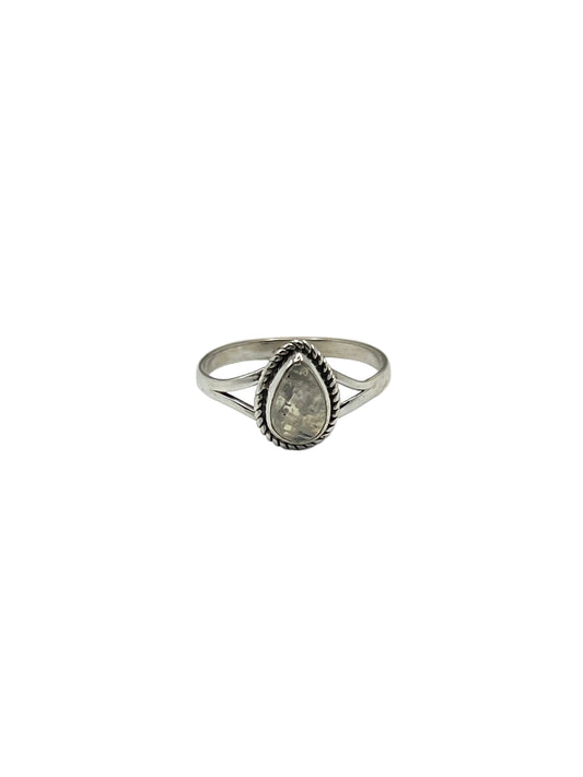 Twist Gemstone Rings