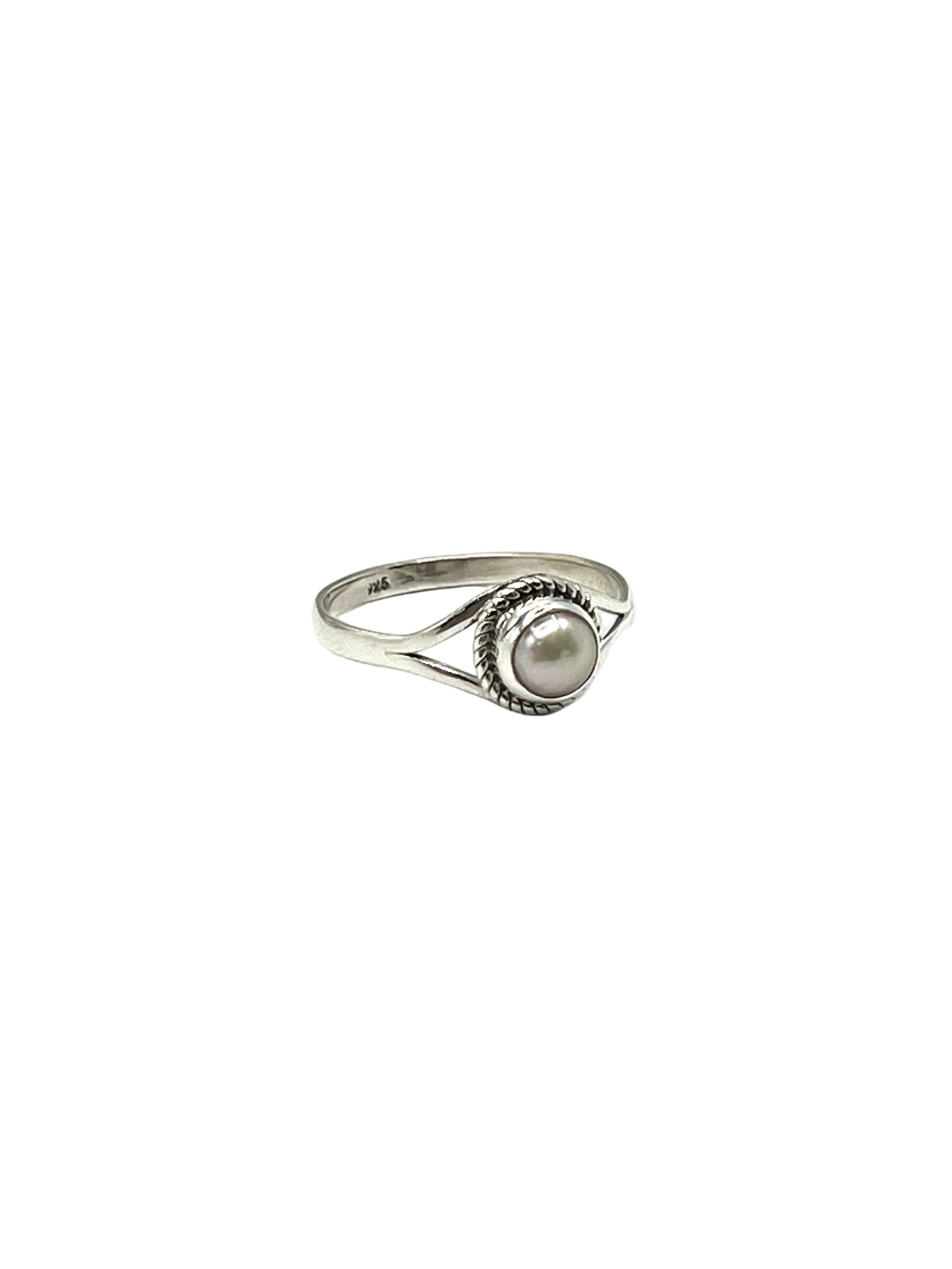 Twist Gemstone Rings