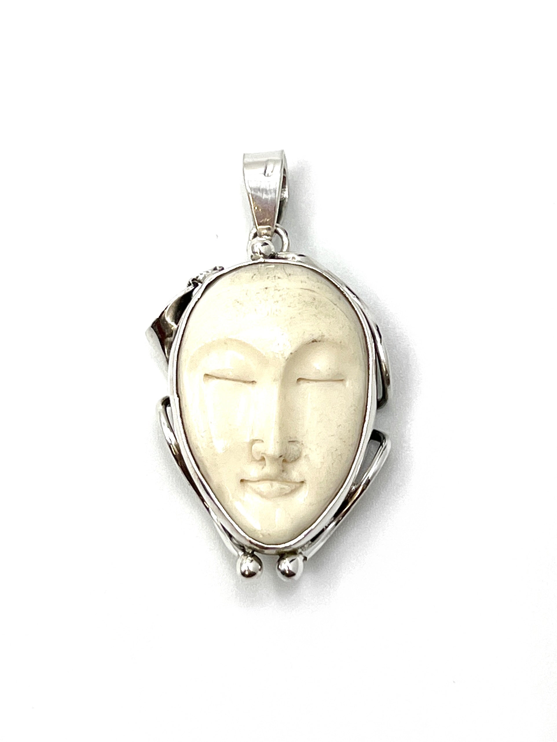 Oval Face Bone Face Pendants Oval Face Bone Face Pendants