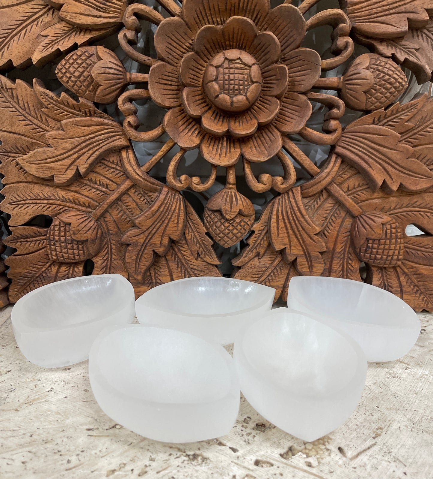 White Selenite Eye Shaped Crystal Charging Cleaning Bowls