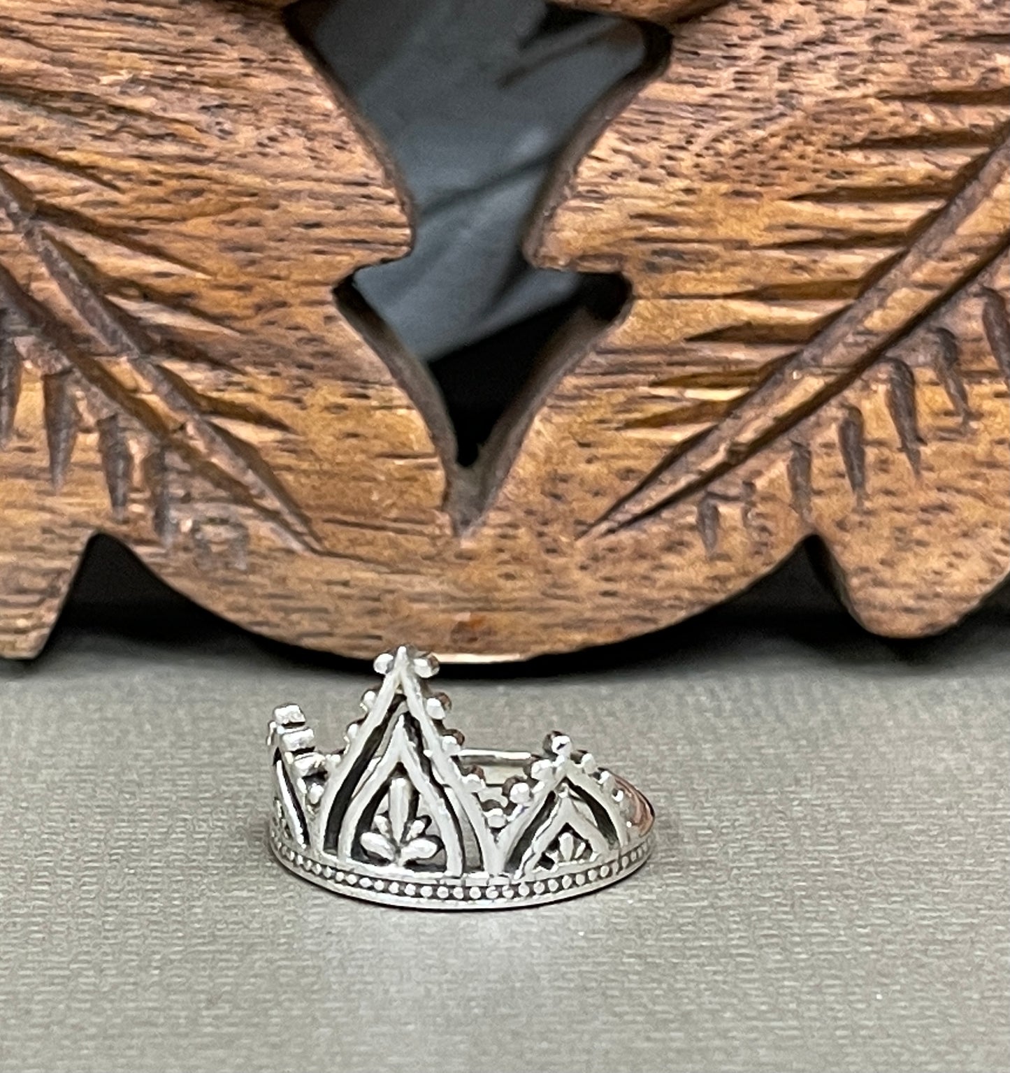 Mehindi Crown Ring