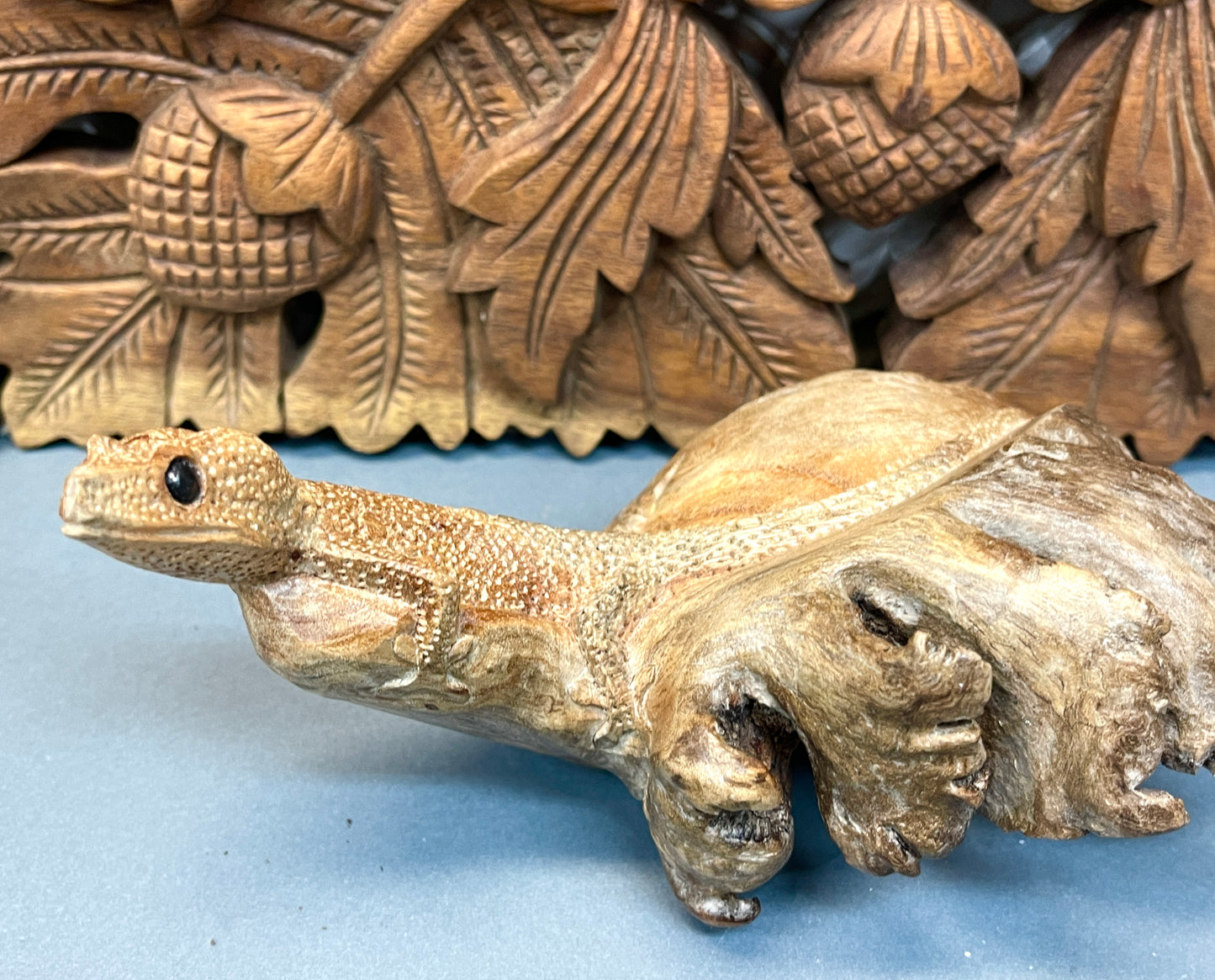 Parasite Wood Gecko Carvings