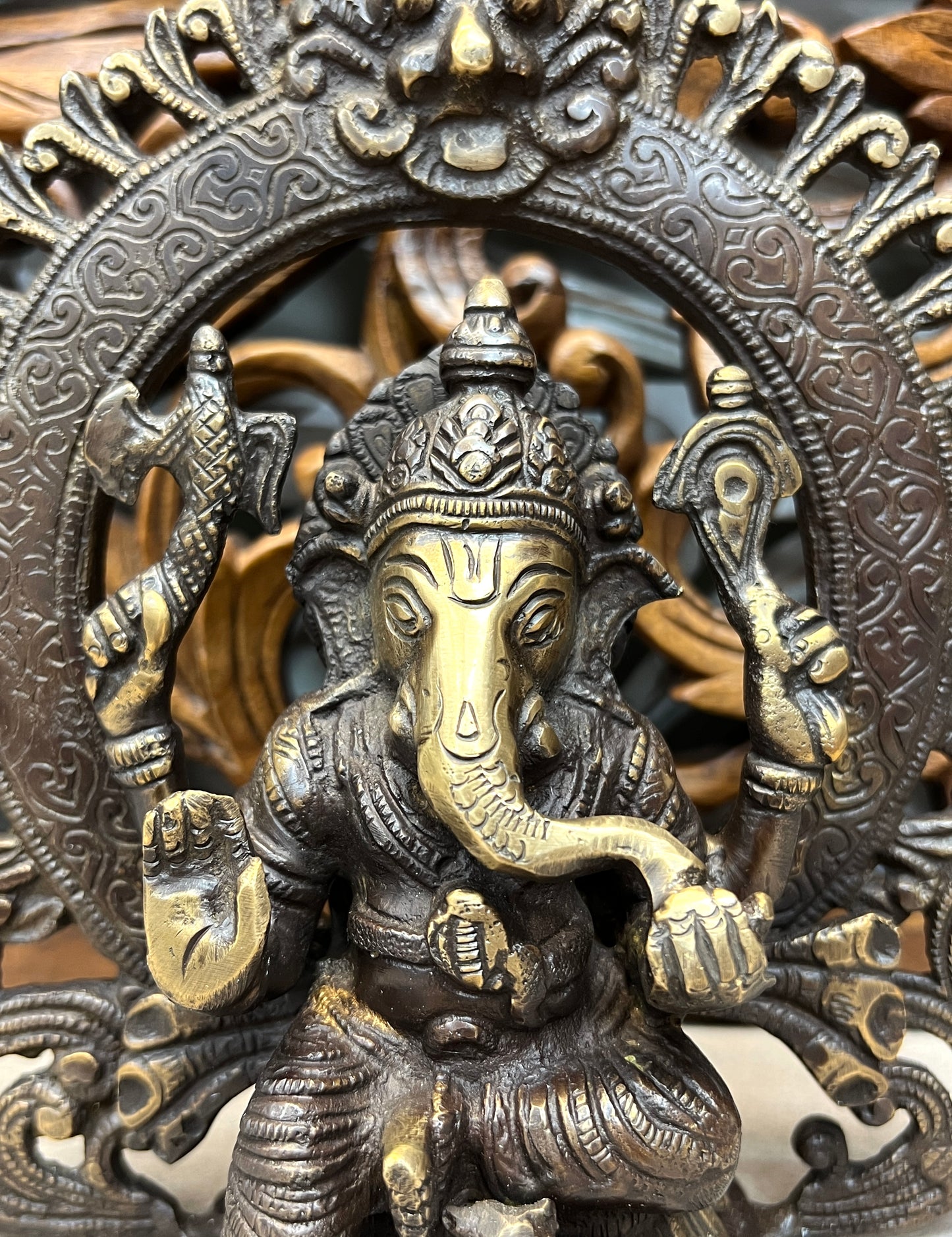 Ganesh Statues - Remover of Obstacles 23cm x 20cm