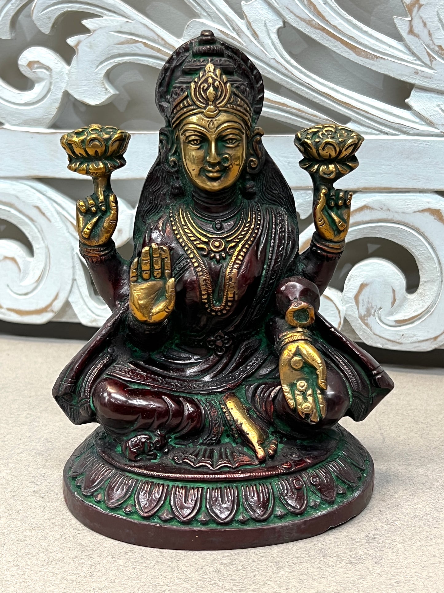 Laxmi Statue - Goddess of Wealth 20cm x 17cm