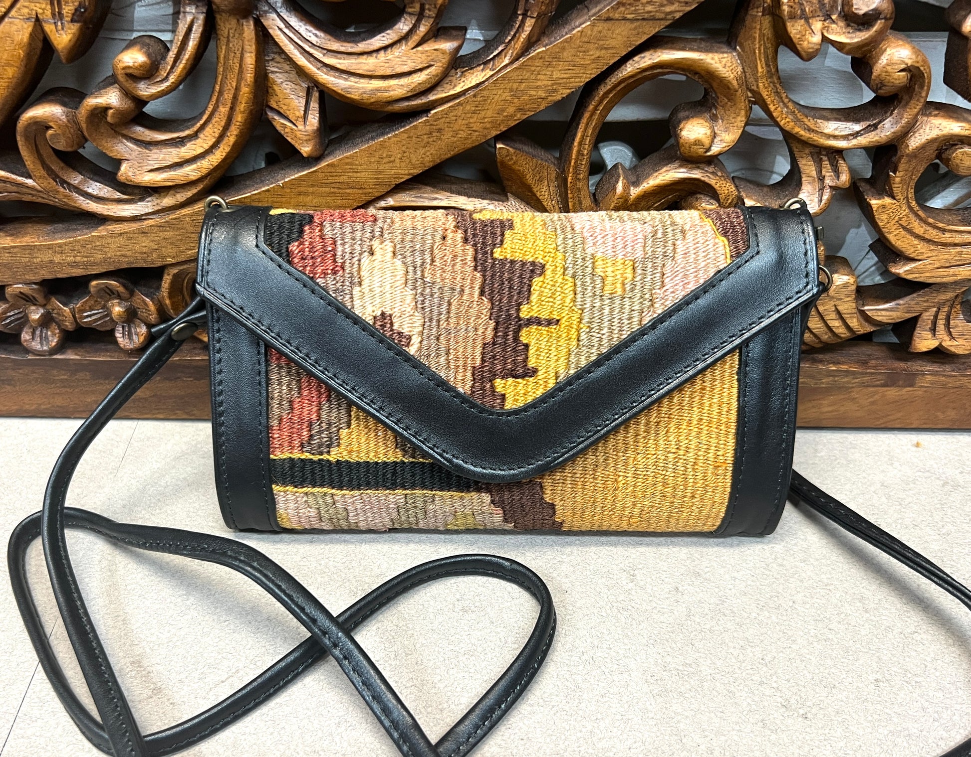 Handmade Leather Bags With Kilim Wool Rug/moroccan Bag/berber 