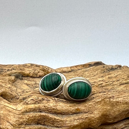 Oval Stud Earrings 8mm