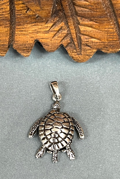 Articulating Turtle Pendant