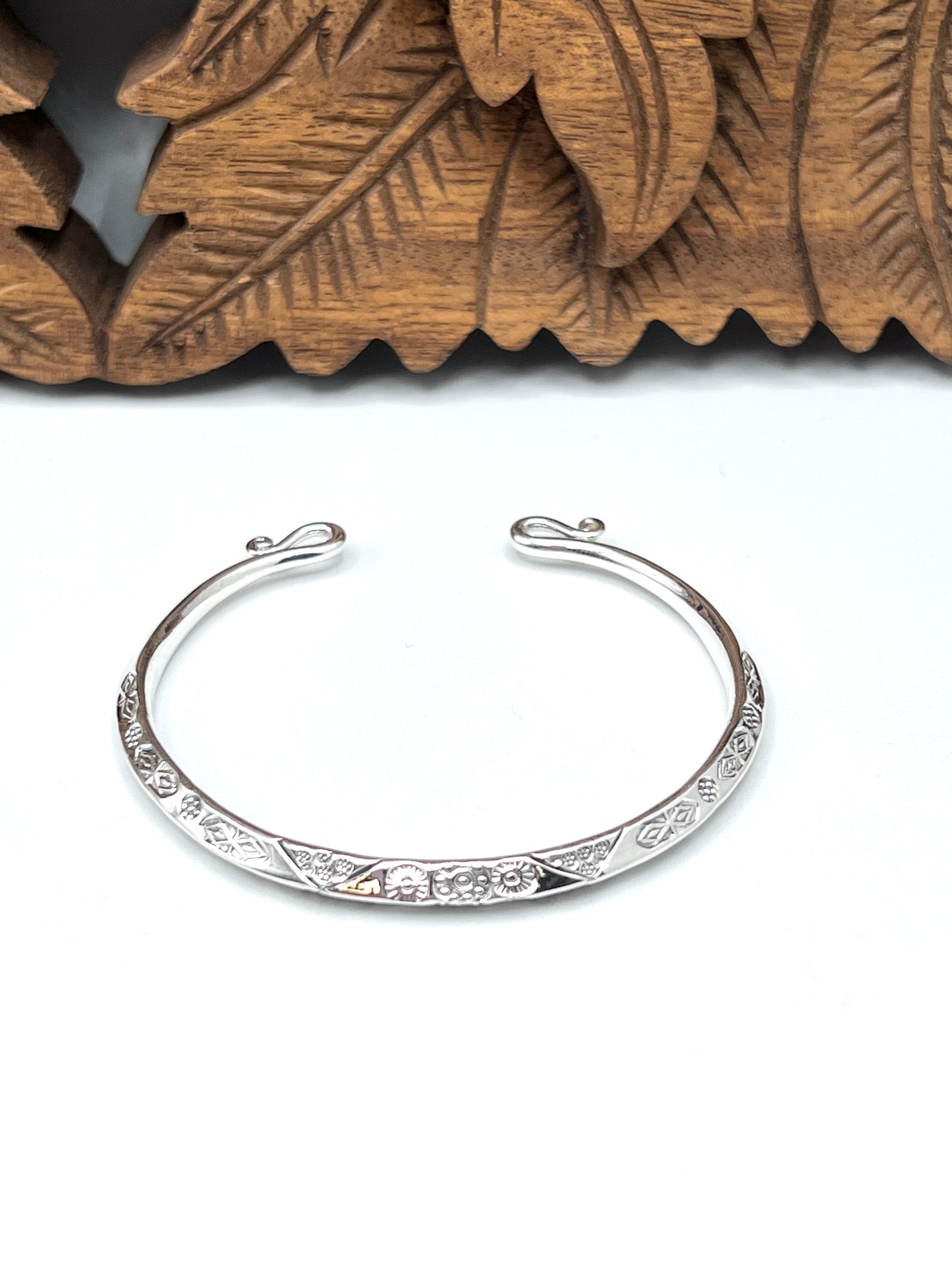 Sterling Silver Hill Tribe Rounded twist Cuff Bracelet