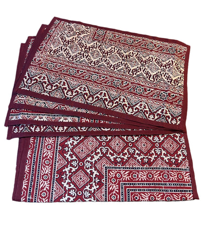 Rajasthani Kantha Table Runner & Placemat Set